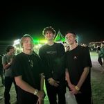 Donovan Flowers - @donovan.flow - Instagram