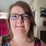 Dora Bergen - @monetwithdora - Instagram