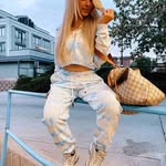 Dora Bradley - @dorabradley368 - Instagram