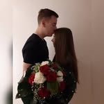 Dora Bush - @niaididiljon - Instagram