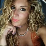 Dora Carusone - @doracarusone - Instagram