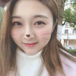 Dora Chou - @yunxiao.zhou.90 - Instagram