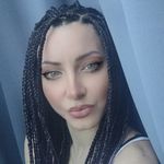 Dora Esposito - @dora.esposito.31521 - Instagram
