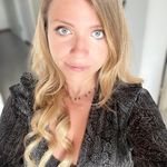 Dora Esposito - @_doraesposito92_ - Instagram