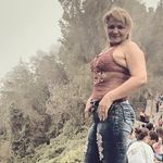 Dora Florez - @esyadoly1128 - Instagram