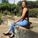 Dora Gomes - @dorafzz - Instagram