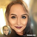 Dora Haak - @dorarobles41 - Instagram