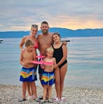 Dora Hamilton Juriša - Facebook