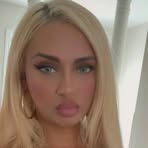 Dora Henry - Facebook