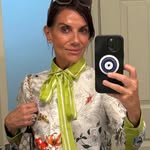 Dorinda Hopper-Komis - @hopperkomis - Instagram