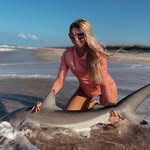 Dora Lambert - @reel_exploradora - Instagram