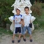 Dora Maxwell - @doramaxwell - Instagram