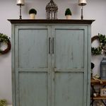 Dora Moss - @doramossbeds - Instagram