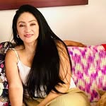 Dora Villa - @doravillag - Instagram