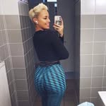DoreenSimon - @doreensimon81102 - Instagram