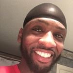 Dorian Hollis - @idly_nke - Instagram