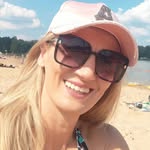 Doris B. - @dor.isbee - Instagram
