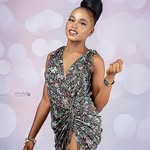 Doris Bee - @dorisbee15 - Instagram