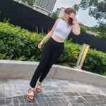 Doris - @dorisbee99 - Instagram