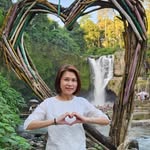 Doris Bong - @dove_x3 - Instagram
