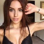 Doris Brock - @dorisbrock95 - Instagram
