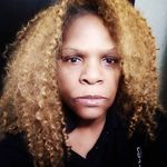 Doriscombs - @doriscombs11 - Instagram