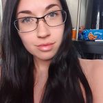 Doris Hitty - @dorishitty - Instagram