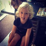 Doris Hooker - @monomencoli - Instagram