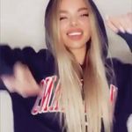 Doris Landry - @wang_bridget_85 - Instagram