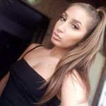 Doris McElroy - @findinthedory - Instagram