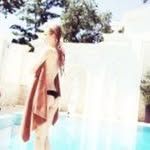 Doris Peacock - @qahaler.108653 - Instagram