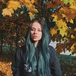 Doris Perry - @doris_perry_425088 - Instagram