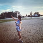 Doris Perry - @dorisperry7 - Instagram