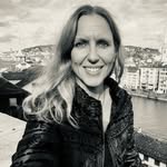 Doris Red - @doris.rdm - Instagram