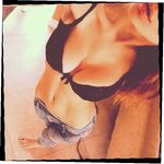 Doris Waller - @qeluk.640354 - Instagram