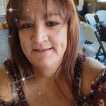 Doris Wills - @doris.wills.520 - Instagram