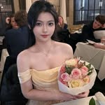 Doris Zhu - @doris_huix2 - Instagram