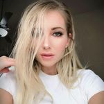 Dorothy wall - @lickilicki1 - Instagram