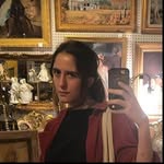 Dorothy Windham - @theresbeesonme - Instagram