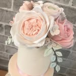 Dottie Bee’s Bakery - @dottiebeesbakery_karen - Instagram
