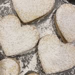 Gio Kneads Dough 👩🏽‍🍳 - @giokneadsdough - Instagram