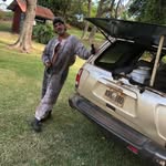 Doug Gates - @kauaibeeguy - Instagram