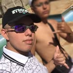 Quem é o gordinho valioso?💲🎵🐊 - @douglas_medina33 - Instagram