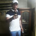Douglas Halley - @douglashalley - Instagram