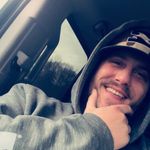 Douglas Hensley - @deehensley22 - Instagram