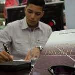 Douglas (Mentor de Escritores) - @afabricadeescritores - Instagram