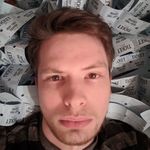 Drake Barrett - @wolf_mail - Instagram