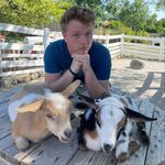 Drew Barnard - @drewsteroni6440 - Instagram