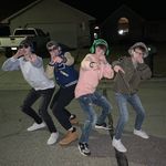 very tall man - @dreweversonnnn - Instagram