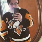 Drew Gates - @drew.g123 - Instagram